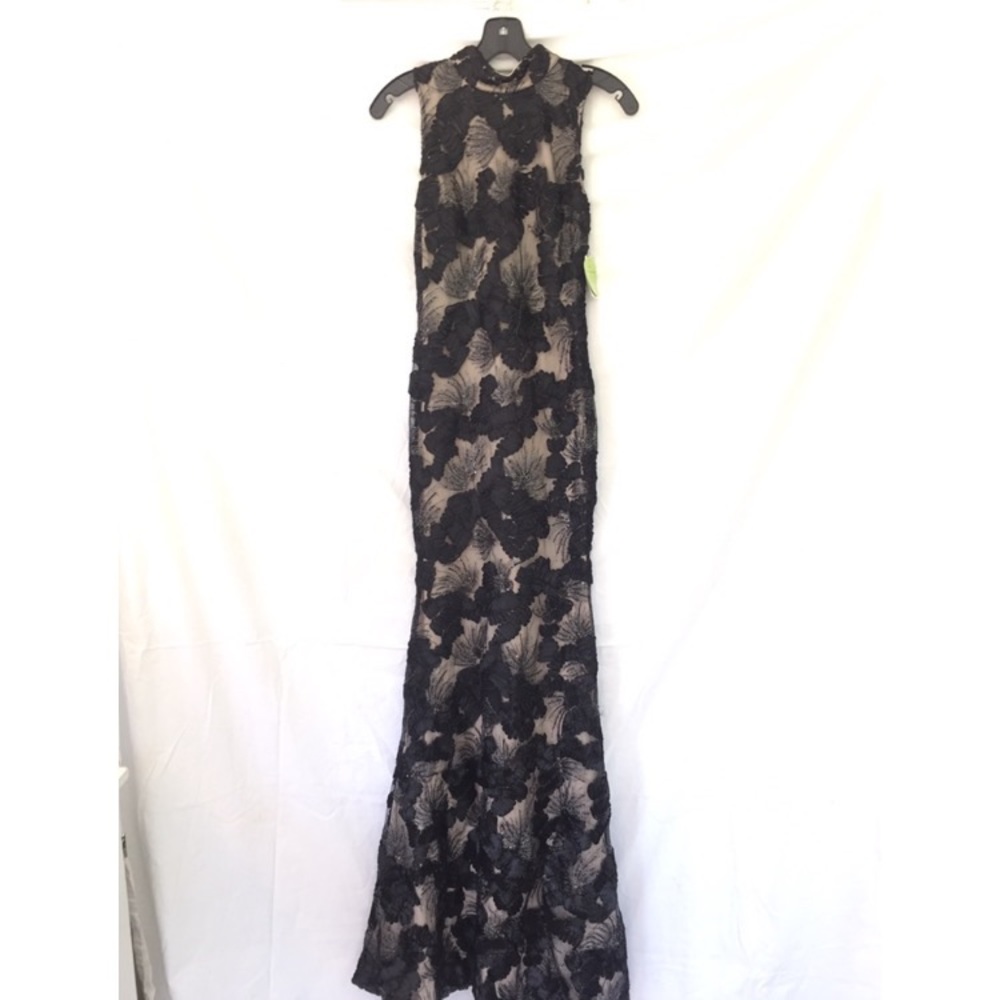 High Neck Black Textured Patterned Prom Dress